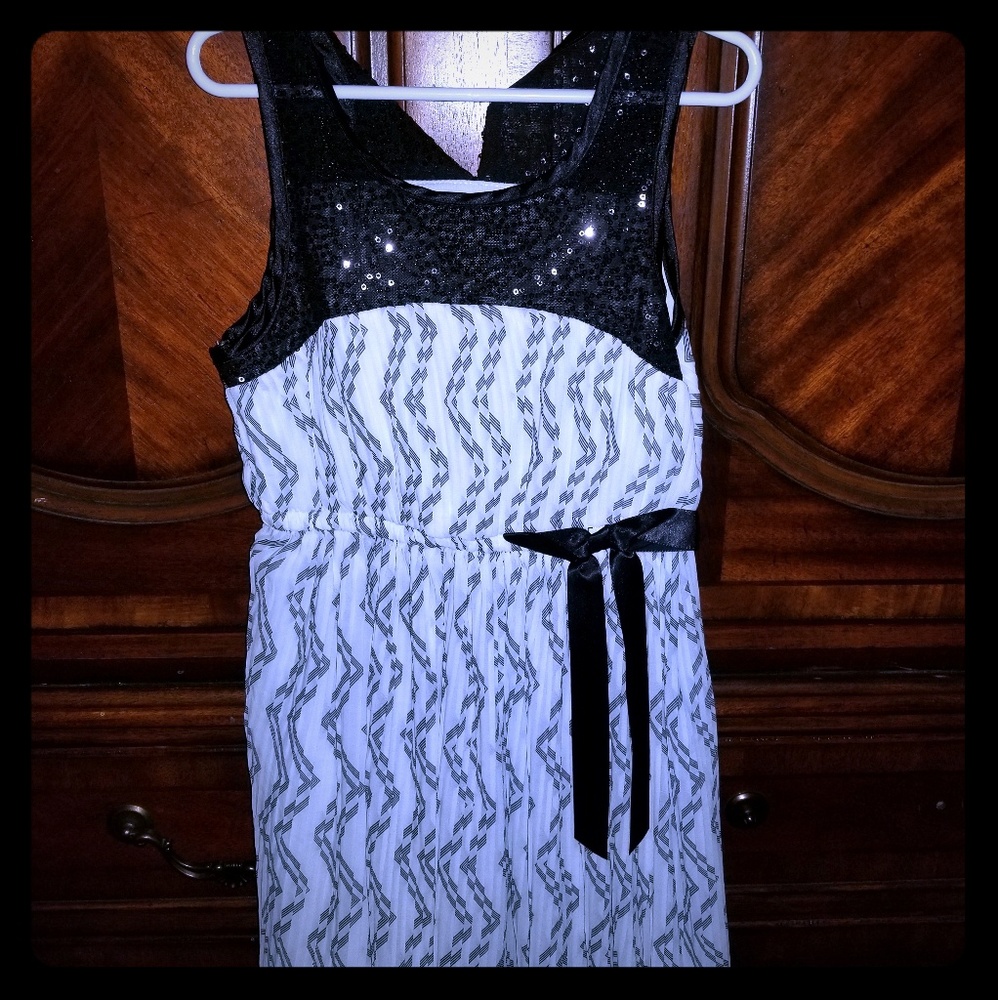 Girls dress